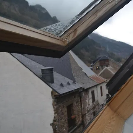 Апартаменты Precioso Atico Duplex En Canfranc, Casa Marco *