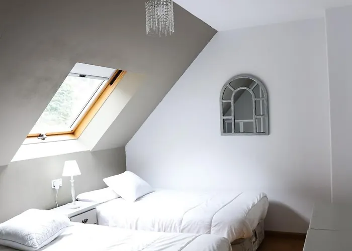 Atico Duplex En Canfranc , Garaje Directo Junto Astun-Candanchu, Casa Marco Canfranc